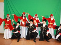 Halk Oyunlari Kostüm